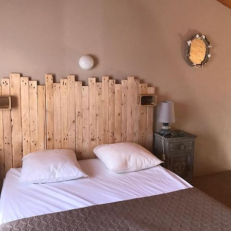Petit Duplex Centre-Ville, Pres Plage, Terrasse, Parking, Animaux Acceptes - Fr-1-22-244 Ла-Транш-сюр-Мер Экстерьер фото